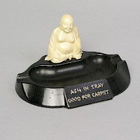 Ascher mit Buddhafigur