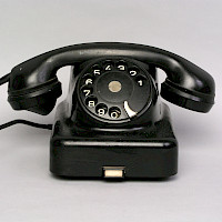 Telefon